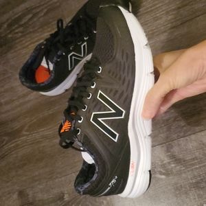 New Balance 775 V2 Running W775LB2 Black/White